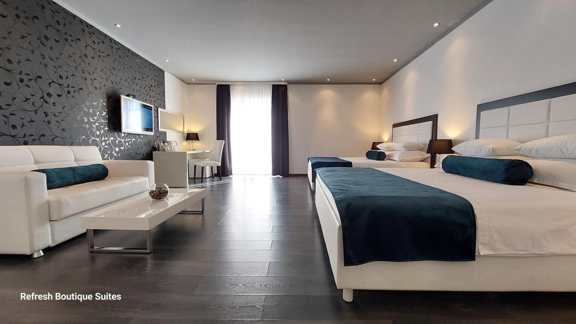 Refresh Boutique Suites - Central Point ヴォディツェ エクステリア 写真